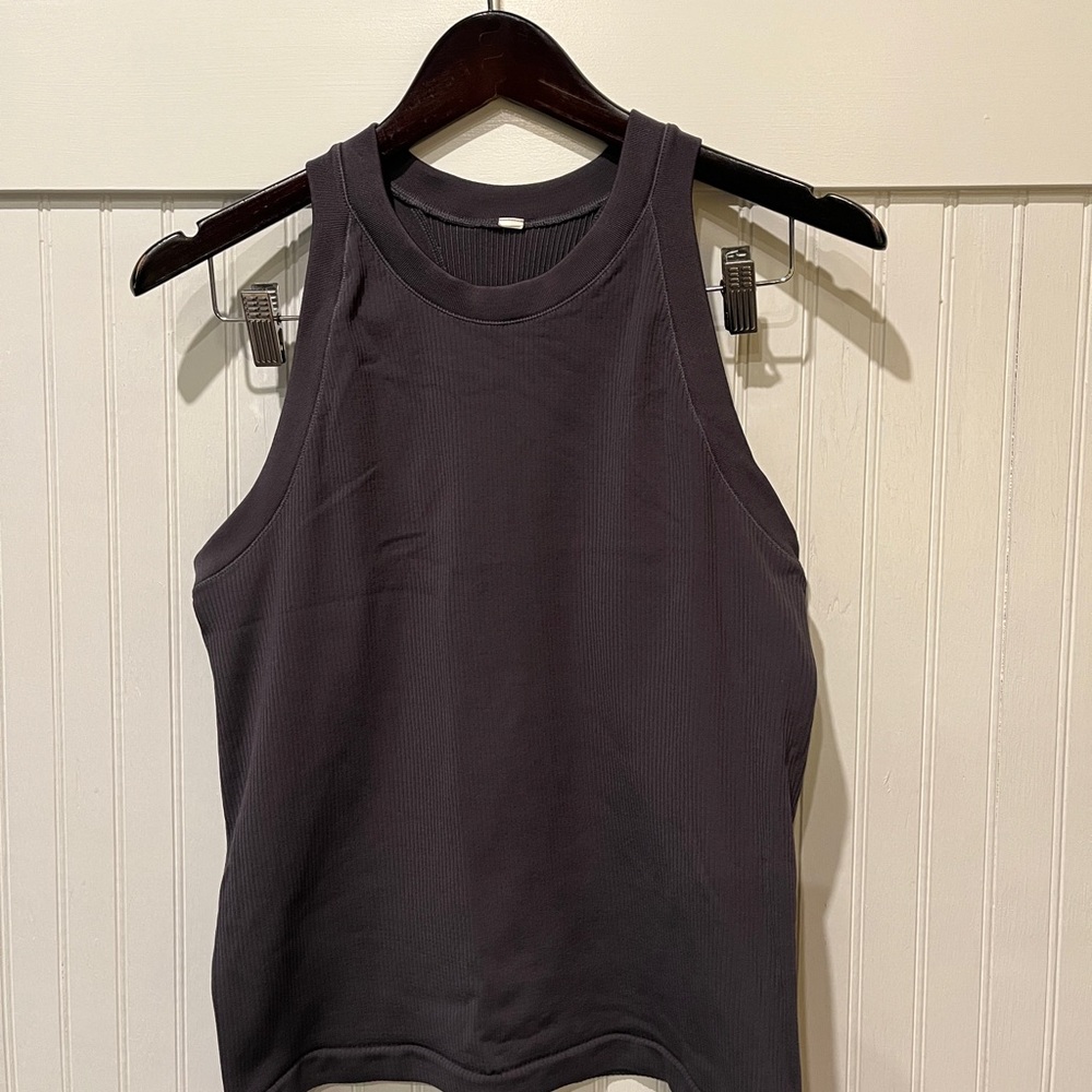Athleta Seamless Ribbed High Neck Racer Back Tank Dusky Purple Fits like a L